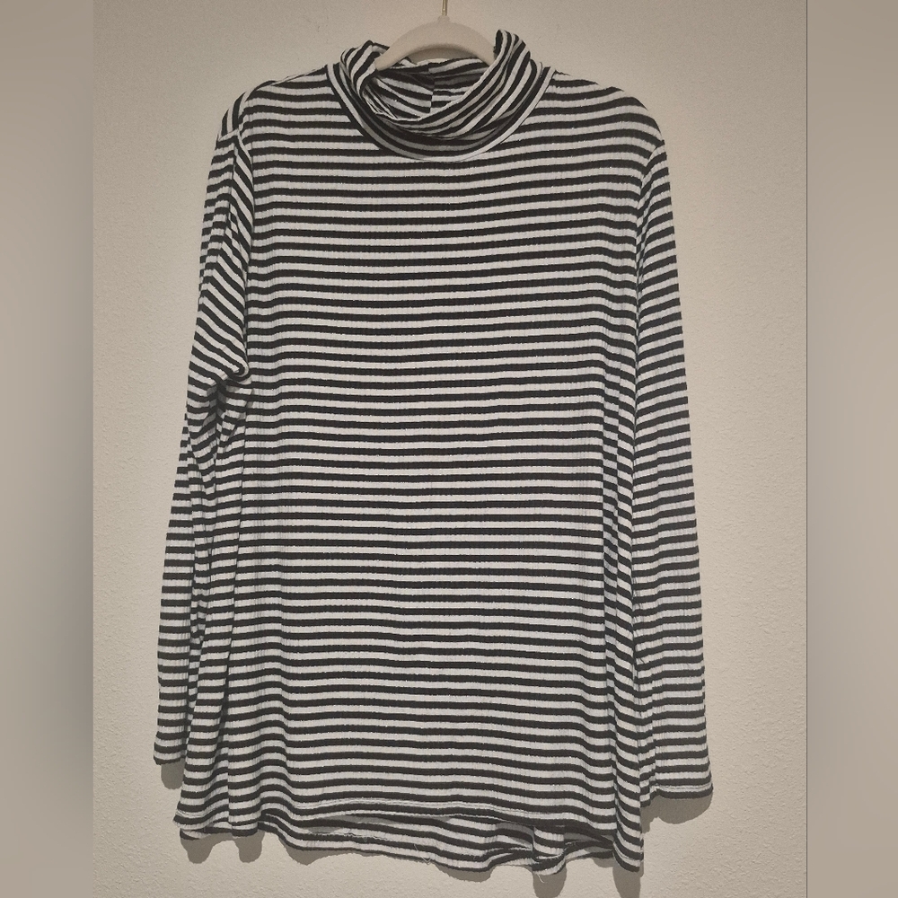 Faded Glory | Black and White Striped Top | XXL